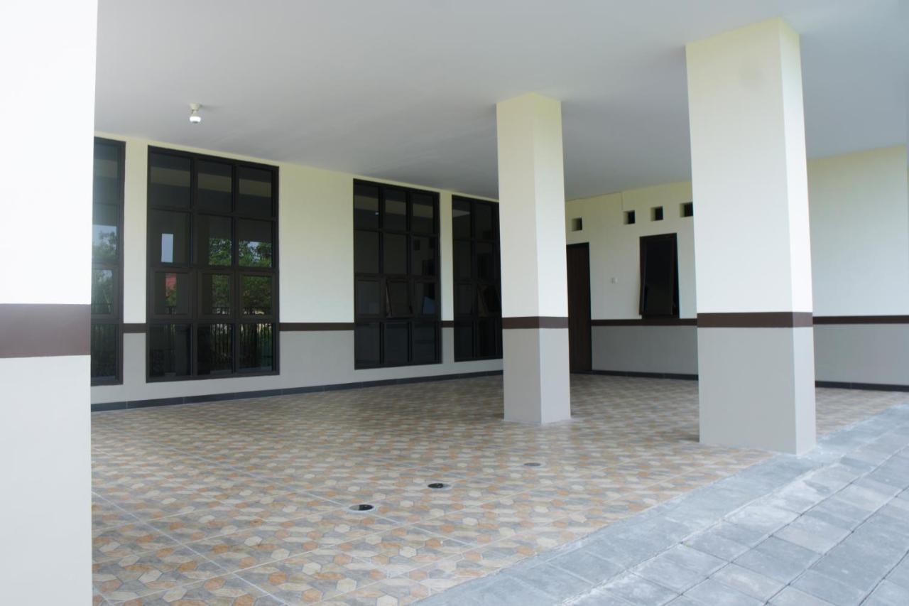 Kost Eksklusif Teduh Vandrerhjem Yogyakarta Eksteriør bilde